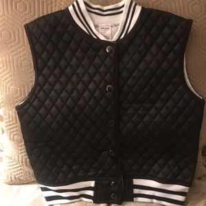 URBAN GROVE Vest
